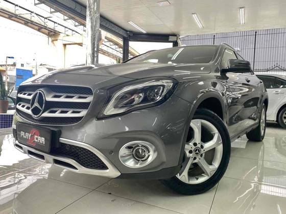 MERCEDES-BENZ GLA 200 1.6 CGI FLEX ENDURO 7G-DCT